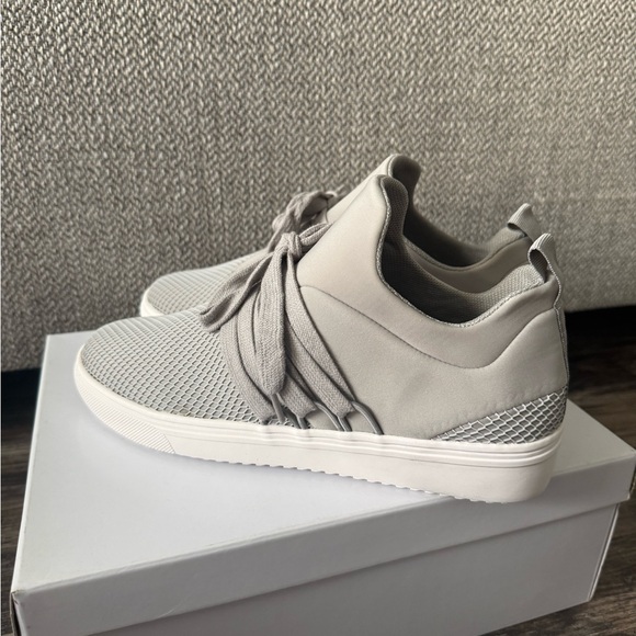 Steve Madden Gray Sneakers - Picture 8 of 9